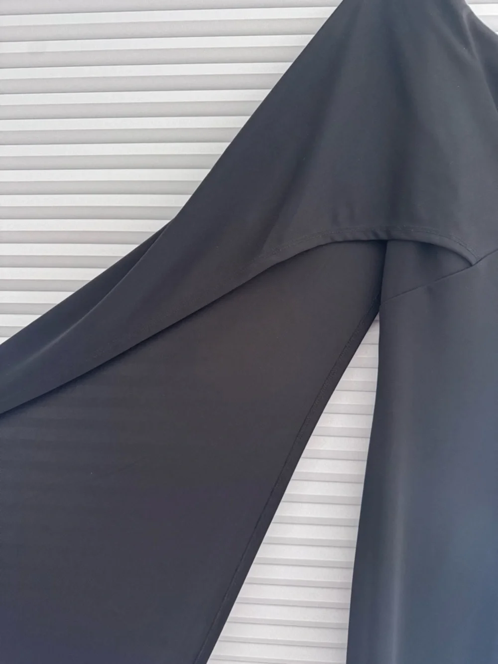 ABS Collection by Allen Schwartz Cape Black Jersey Gown Maxi Dress Size 6 - Picture 4 of 12